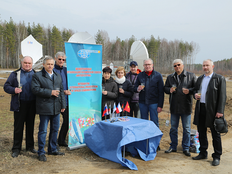 Members of Intersputnik’s Audit Committee visit the inauguration of Isatel’s new teleport 